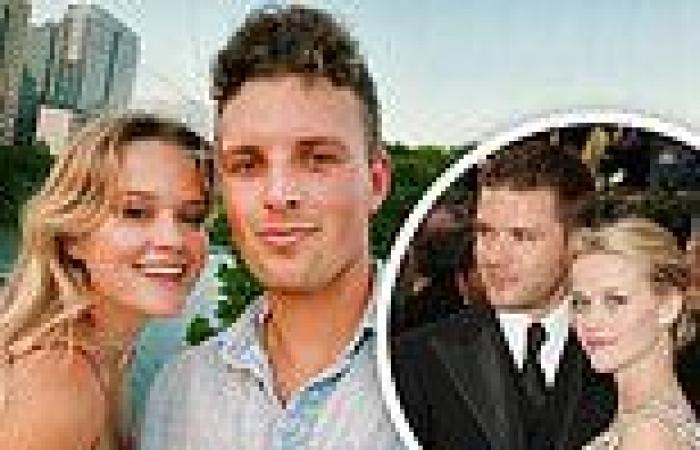 Ava Phillippe shares selfie with her boyfriend and fans call them 'younger ...