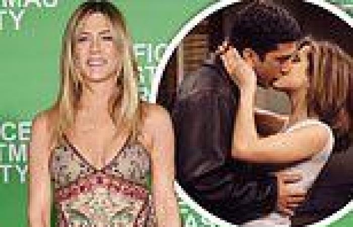 Jennifer Aniston DENIES sleeping with David Schwimmer after admitting to a crush