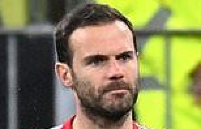 sport news Juan Mata: Manchester United agree a one-year contract extension with midfielder