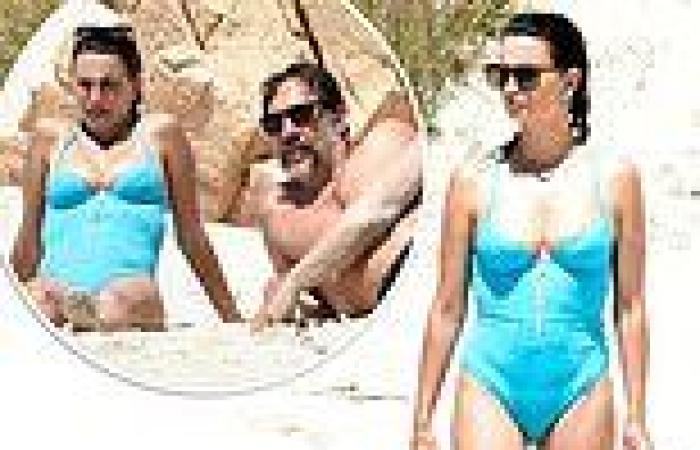 PICTURE EXCLUSIVE: Penelope Cruz stuns in a blue swimsuit during family day at ...