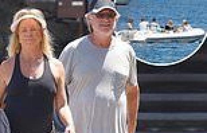 Goldie Hawn and Kurt Russell bring back Overboard memories as they boat again ...