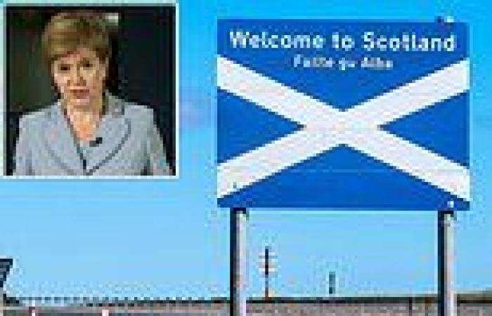 Independent Scotland 'would need to build great wall of Gretna'