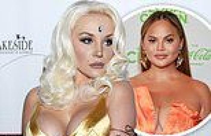Courtney Stodden takes a subtle swipe at Chrissy Teigen in sharing apology from ...