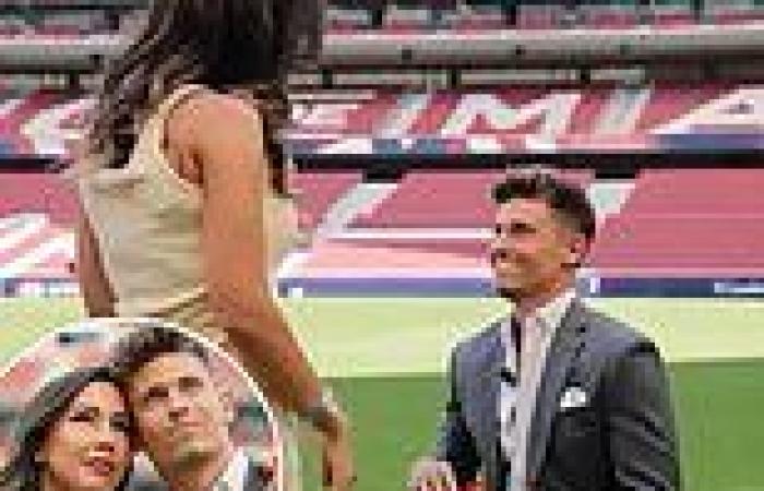 sport news Atletico Madrid's Marcos Llorente proposes to his girlfriend on the Wanda ...