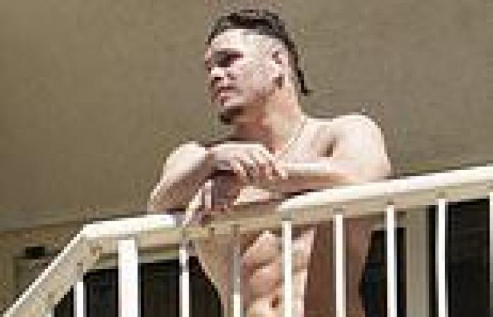 NRL star James Roberts breaks quarantine in QLD by stepping onto his hotel ...