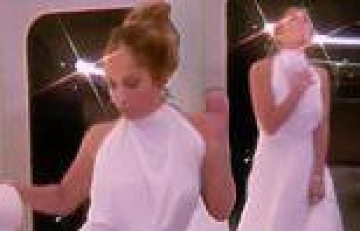 Jennifer Lopez sizzles as she shows off her dance moves while partying on $130 ...