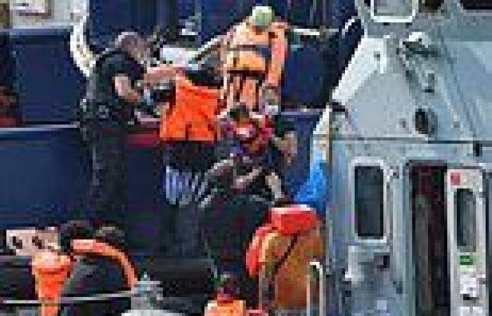 Record 3,500 migrants arrived in July: Border Force intercepted 120 boats last ...