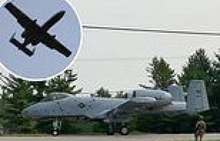 A-10 Tankbusters land on US road for first time ever in practice drill