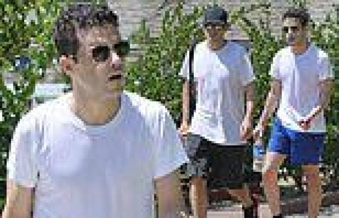 New Bond actor Rami Malek polishes up his tennis skills in LA with good friend ...