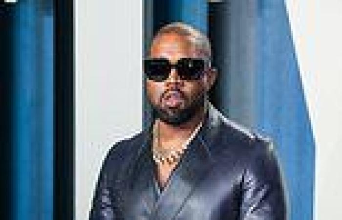 Kanye West files to legally change his name to YE... amid divorce from Kim ...