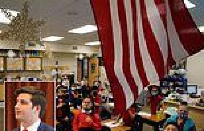 Caller blasts Iowa rep.over pledge of allegiance in schools in expletive-laden ...