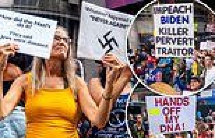 Hundreds of anti-vax protesters take to Times Square to protest New York's ...