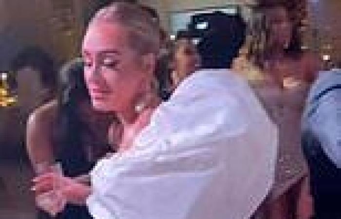 Adele shows off her twerking skills as she hits the dancefloor at wedding