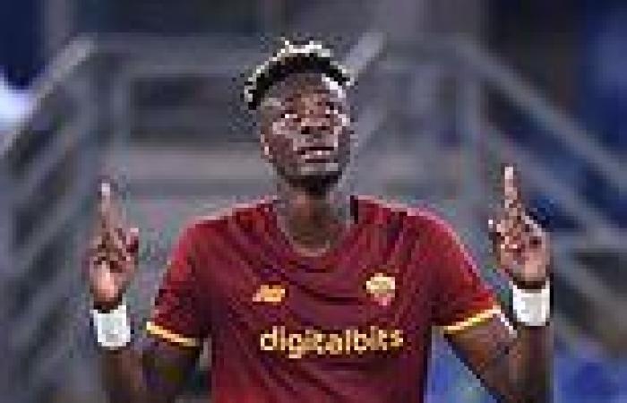 sport news Tammy Abraham wins over the Roma fans by singing along to the chorus of their ...