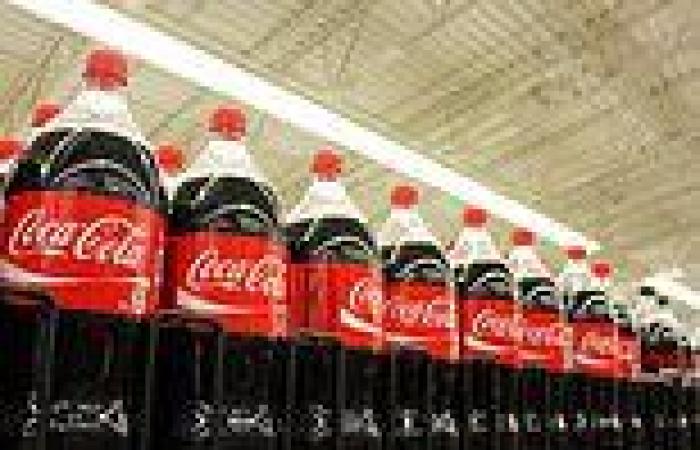 Man died after downing 1.5 litre bottle of Coca Cola in 10 minutes, doctors ...