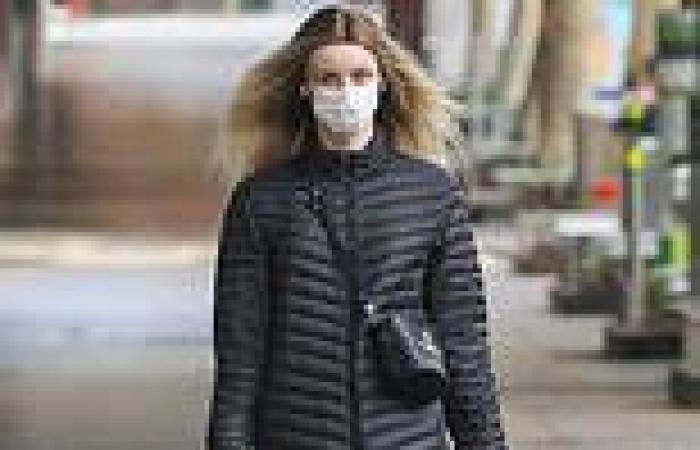 Covid-19 Australia: Victoria records 847 cases as state delays reopening after ...