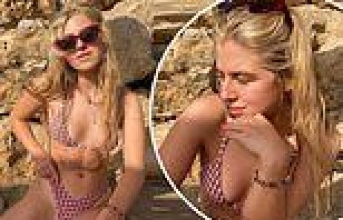 Noel Gallagher's daughter Anais, 21, shows off her toned frame in pretty ...