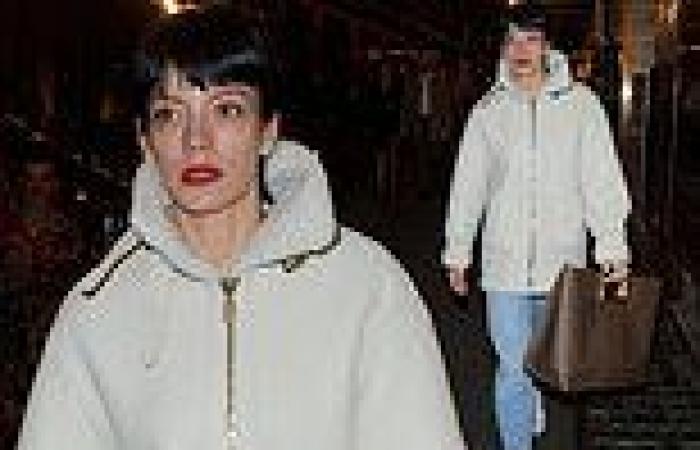 Lily Allen showcases her casual style in cosy ivory coat after performance ...