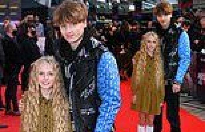 David Tennant's daughter Olive, 10, poses with brother Ty, 19, at Belfast ...