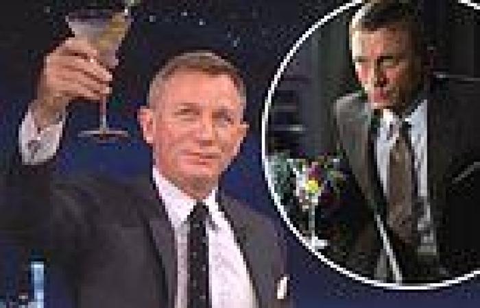 Daniel Craig enjoys final martini after 15 years of portraying James Bond