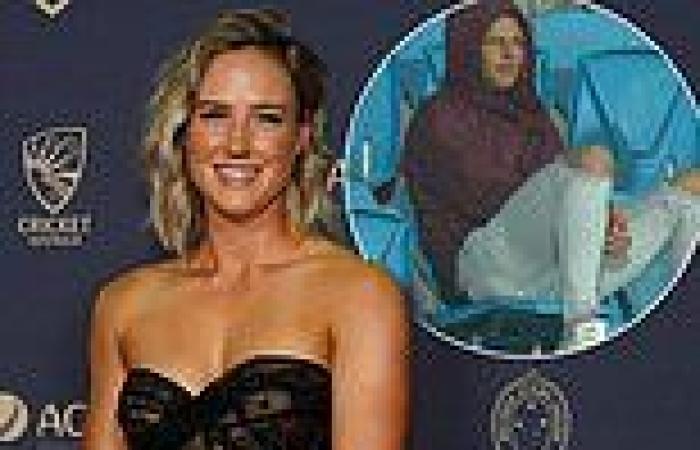 AFL: Nat Fyfe watches girlfriend Ellyse Perry play Women's BBL