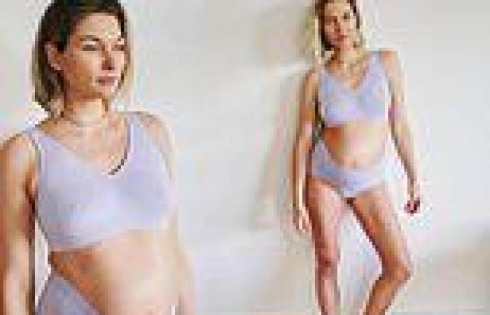 Jessica Hart showcases her baby bump as she hits pregnancy milestone