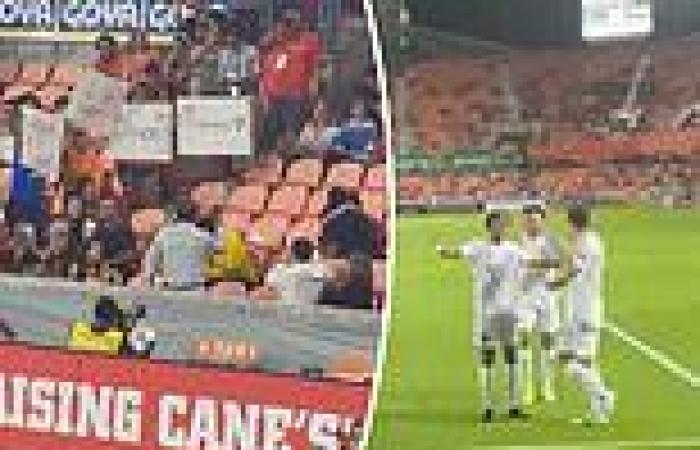 sport news Houston Dynamo fan proposes to his partner in MLS clash just as LA Galaxy score