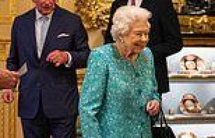 Why did palace cover up the truth about the Queen? Aides are accused of ...