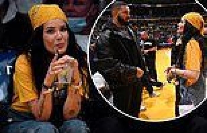 Halsey chats with Drake while cheering the LA Lakers to victory from her ...