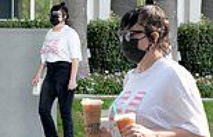 Amanda Bynes sports a patriotic T-shirt while picking up iced coffees in West ...