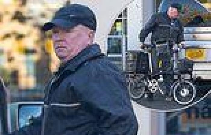 Steve McFadden, 62, keeps it casual in a black jacket and grey joggers as he ...