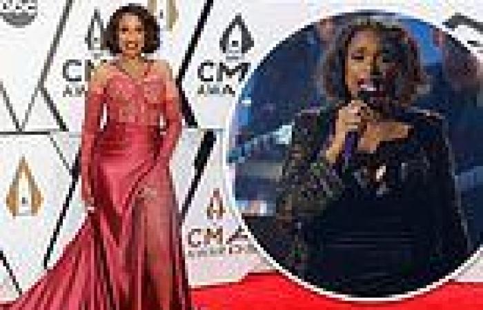 Jennifer Hudson wows in custom D&G gown at CMA Awards before stealing the show ...