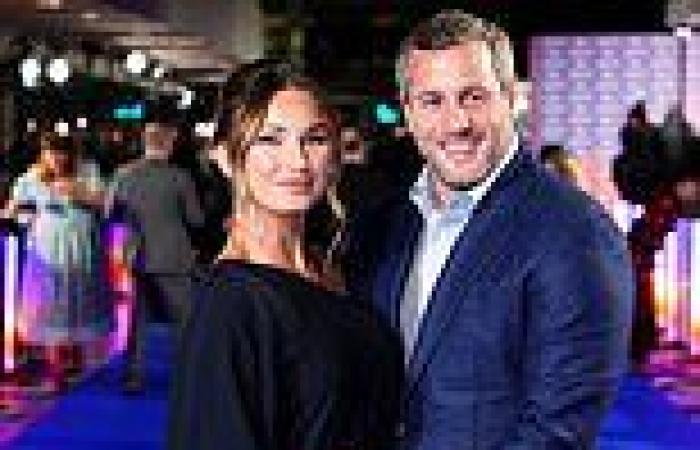 Sam Faiers shows off her baby bump as she attends ITV Palooza with Paul ...