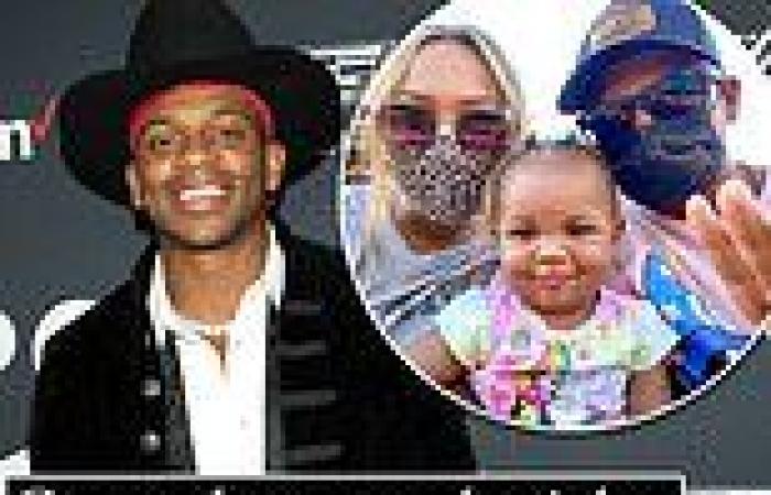 Jimmie Allen slams 'lazy doctors' who sent one-month-old daughter Zara home ...