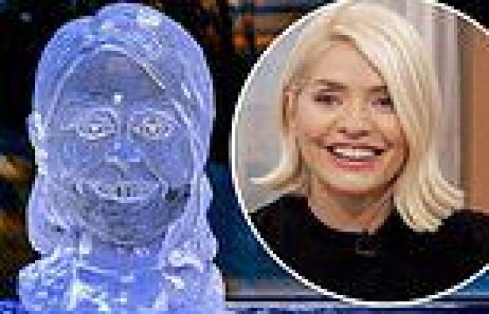 'The stuff of nightmares!' Holly Willoughby's ice sculpture leaves This Morning ...