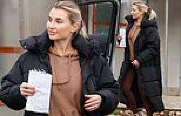 Billie Faiers looks casual in brown gym wear as she checks on progress of her ...