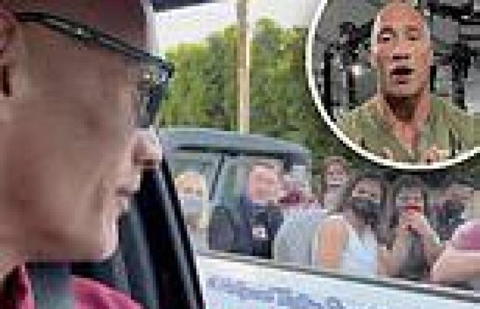 Dwayne 'The Rock' Johnson surprises people aboard Hollywood tourist bus tour on ...