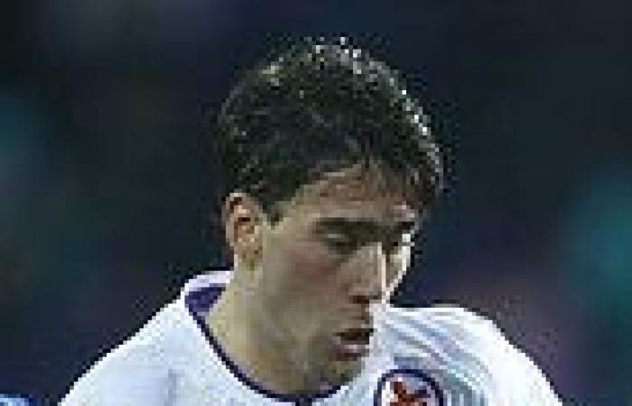 sport news Manchester United have watched Fiorentina striker Dusan Vlahovic but unlikely ...