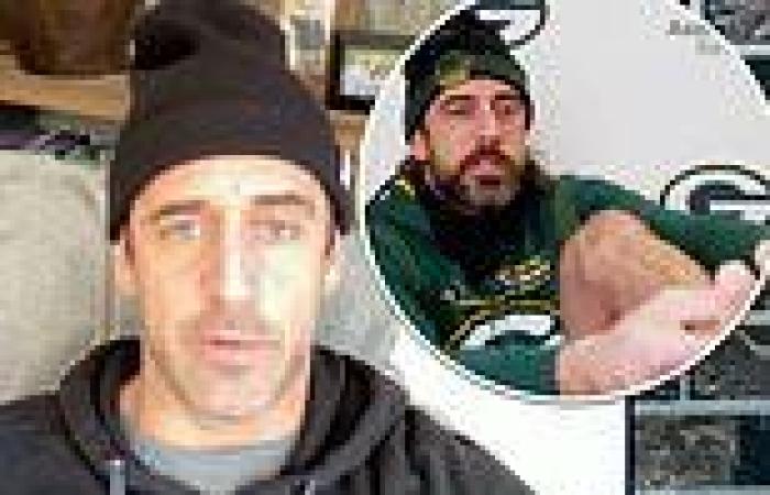 Aaron Rodgers accuses Packers coaches of leaking information about his injured ...