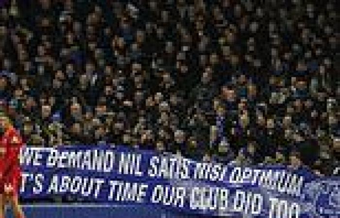 sport news Everton fans plan a walkout protest against the club's board in the 27th ...