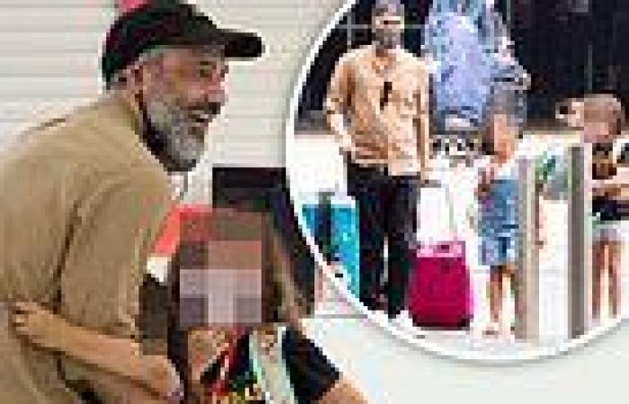 Thor director Taika Waititi picks up his two daughters at Sydney International ...