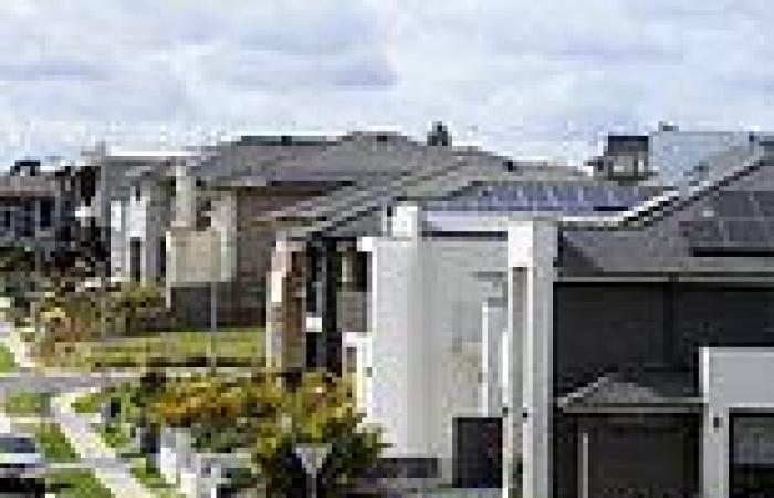 Australia's housing market is now worth $9TRILLION amid absurd rise in house ...
