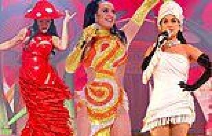 See Katy Perry's eight psychedelic looks from PLAY tour: Singer goes all out ...