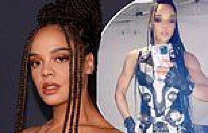 Tessa Thompson describes what's 'erotic' about  Valkyrie... after selfie of her ...