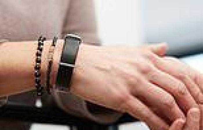 The smart bracelet that tracks your blood pressure