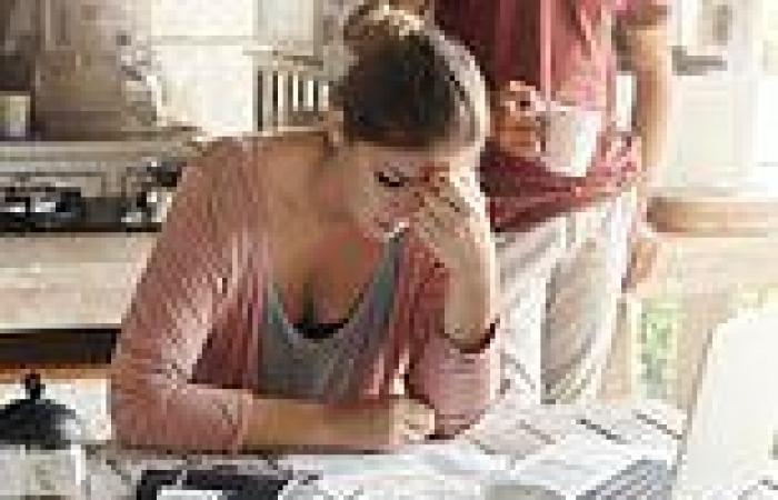 Why Australian borrowers could be $500 a month worse off by early 2024 as ...