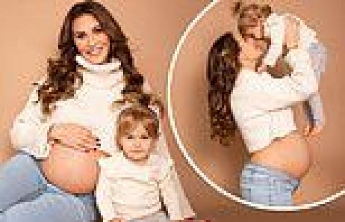 Pregnant Chloe Goodman shows off her blossoming bump in cropped jumper with ...