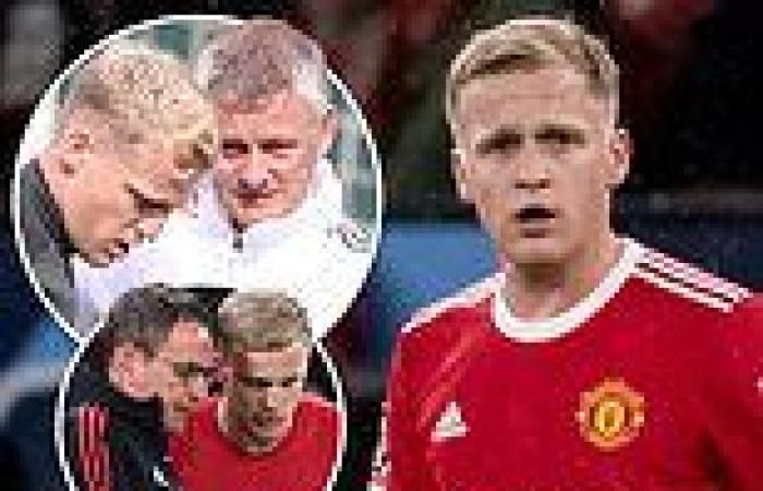 sport news Manchester United: Donny van de Beek transfer has proved disaster as Crystal ...