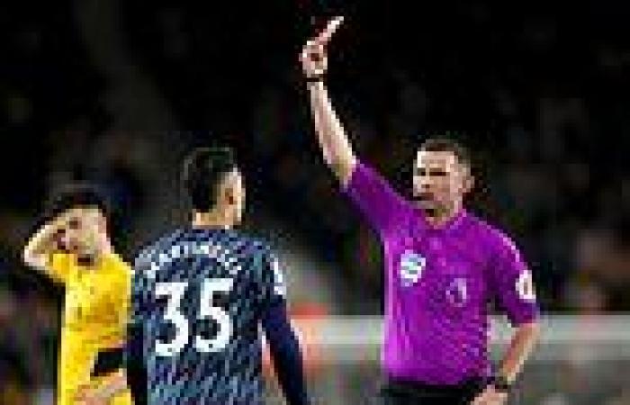 sport news Martin Keown blasts pedantic referee for sending off Gabriel Martinelli in ...