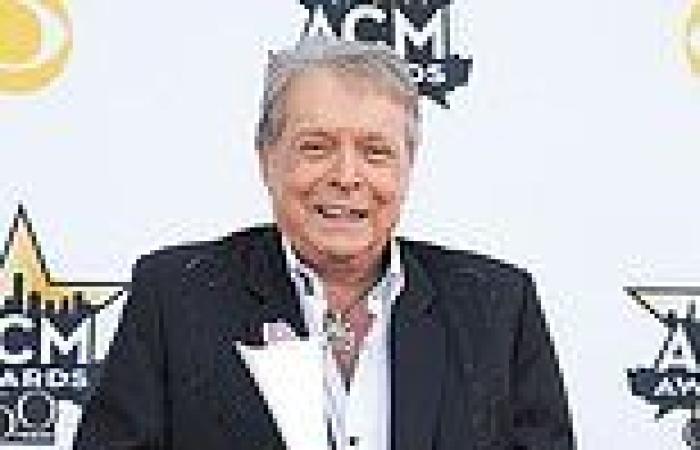 Saturday 7 May 2022 10:59 PM Mickey Gilley, the country music hitmaker and an inspiration behind Urban ... trends now